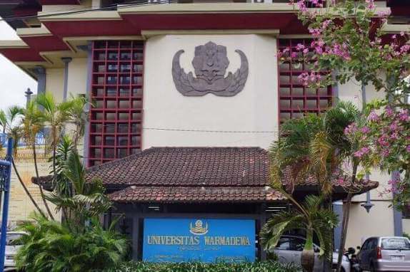 University of Warmadewa